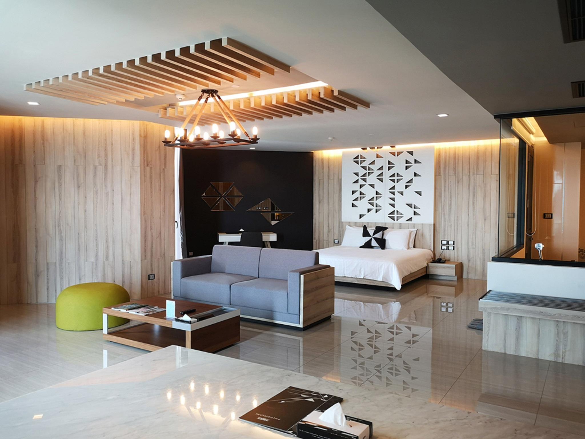 Tsix5 Phenomenal Hotel Паттайя Экстерьер фото