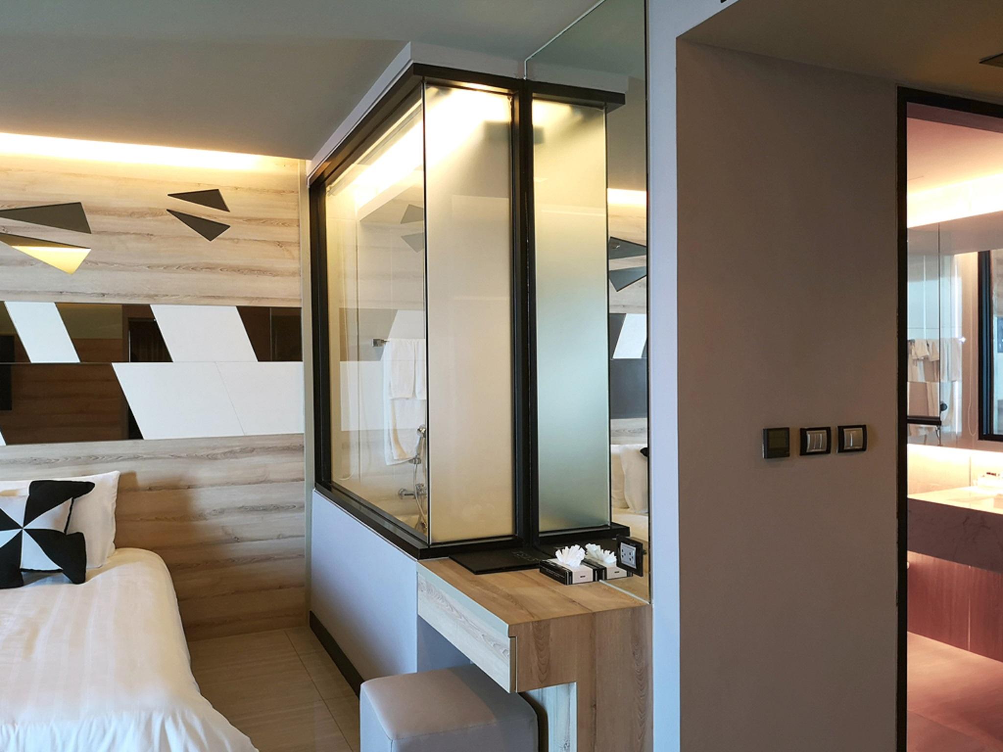 Tsix5 Phenomenal Hotel Паттайя Экстерьер фото